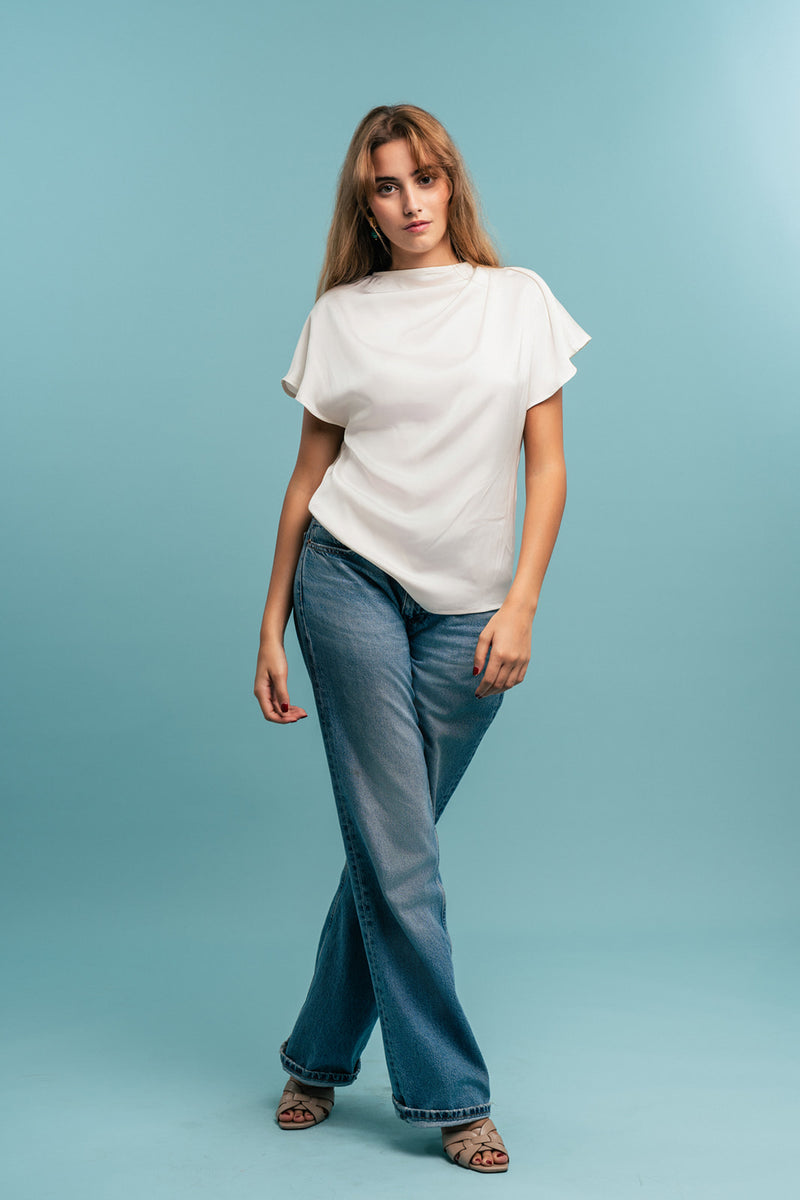 SILKY SATIN TOP