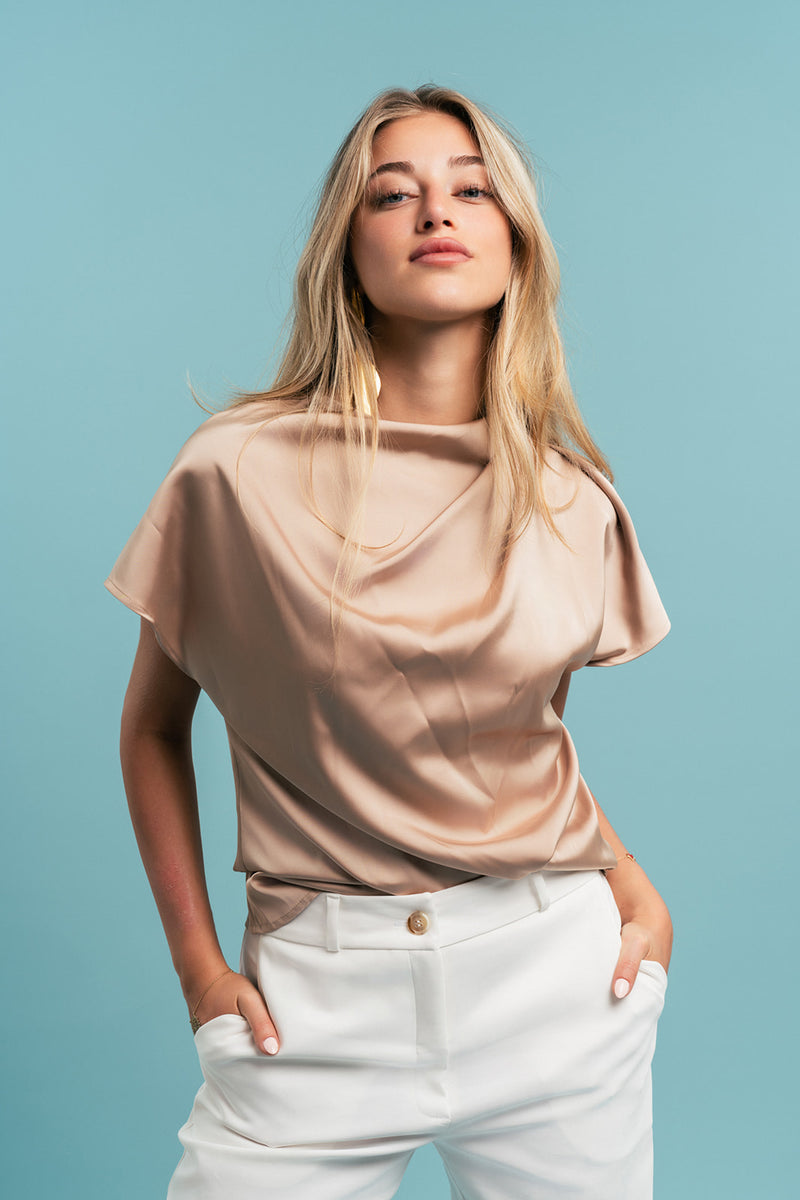 SILKY SATIN TOP